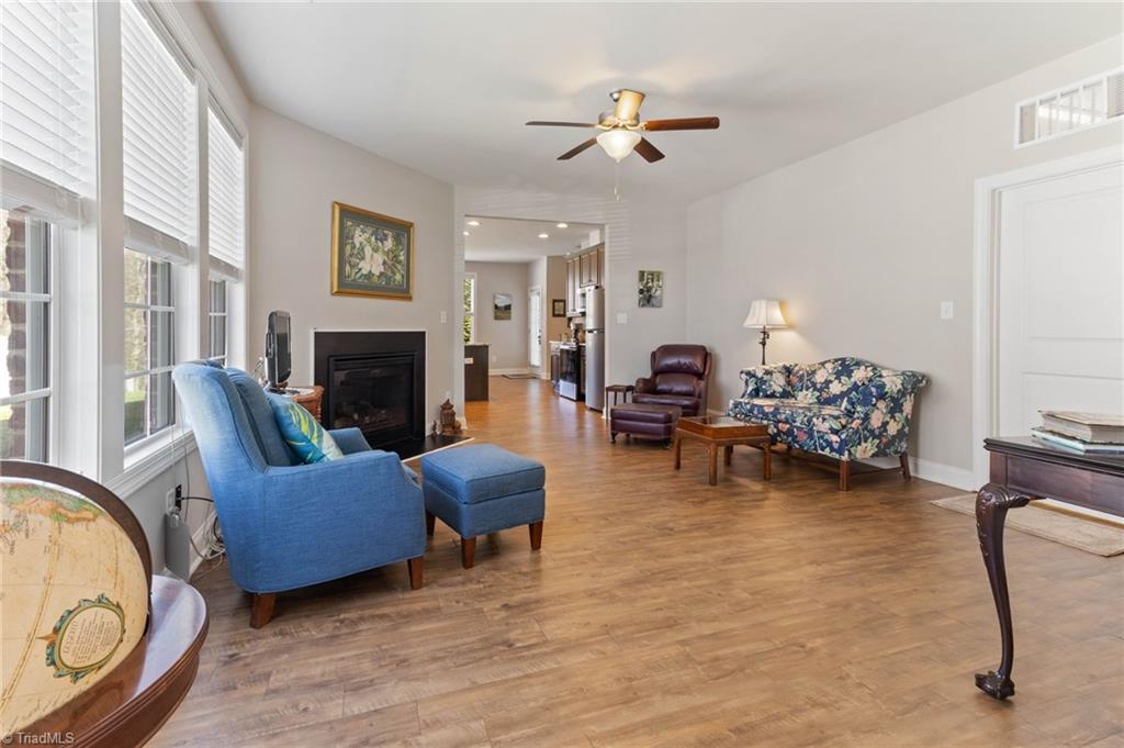 402 Mockingbird Lane Mebane, NC 27302 - Photo 8 of 36