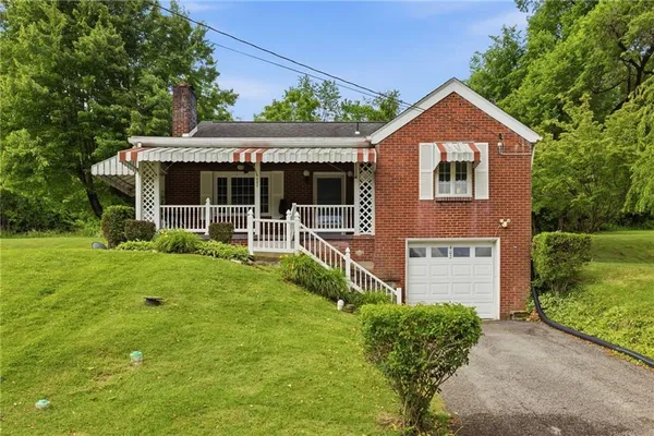 $199,000 | 402 Park Road, Midway, PA 15060