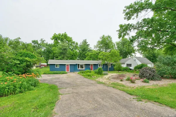 $214,900 | 1962 East La Salle Avenue, Mishawaka, IN 46545