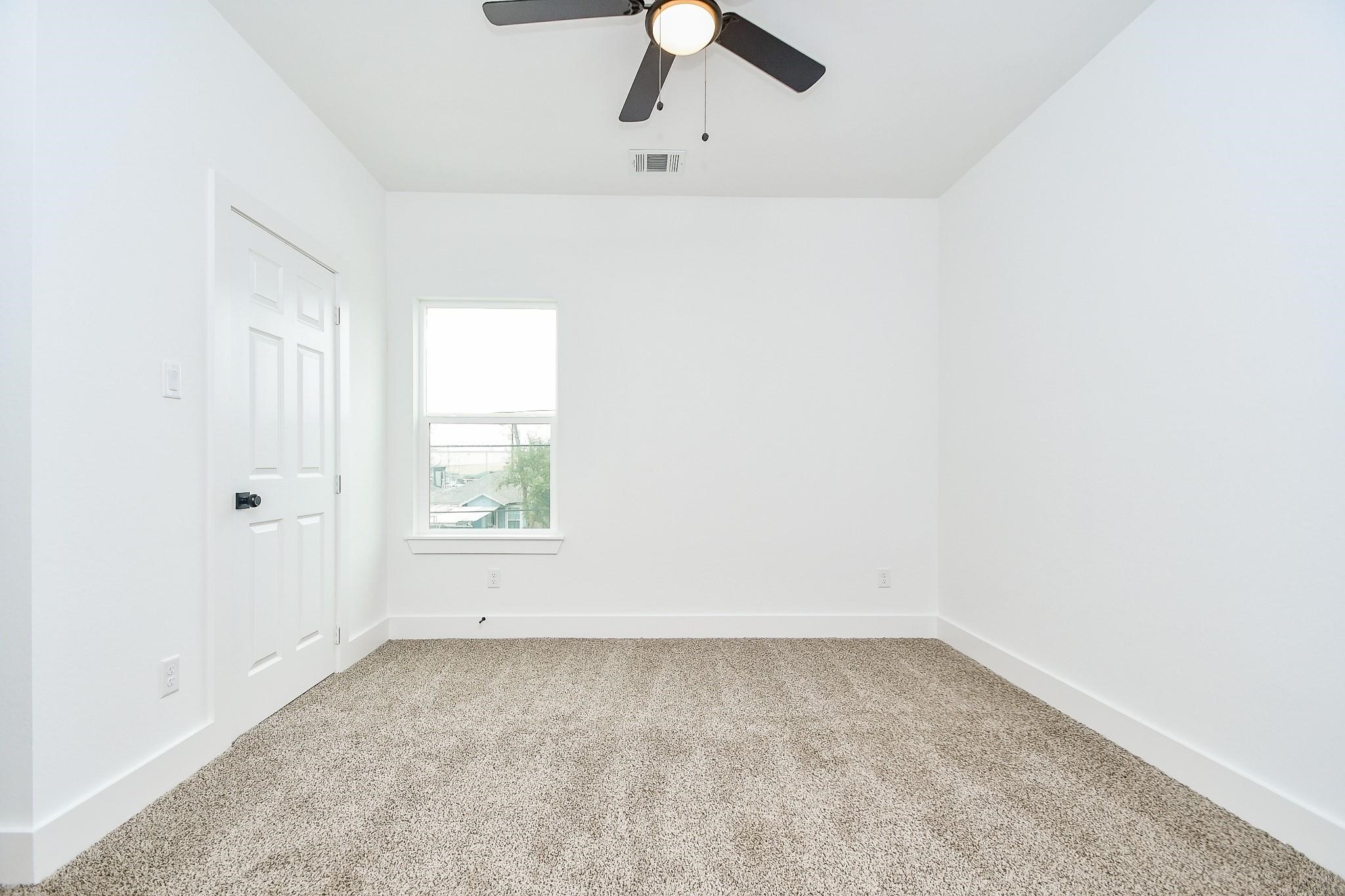 4911 Nichols Street Houston, TX 77020 - Photo 22 of 32