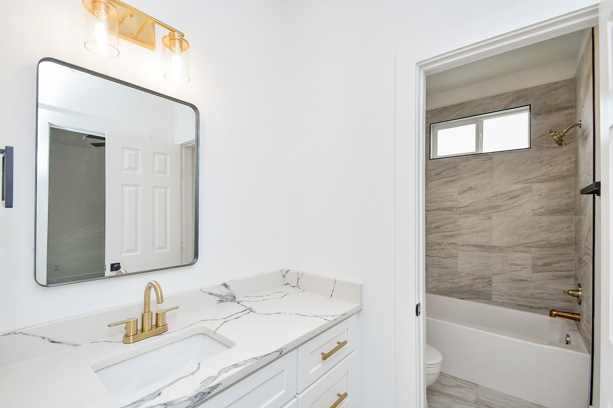 4911 Nichols Street Houston, TX 77020 - Photo 24 of 32