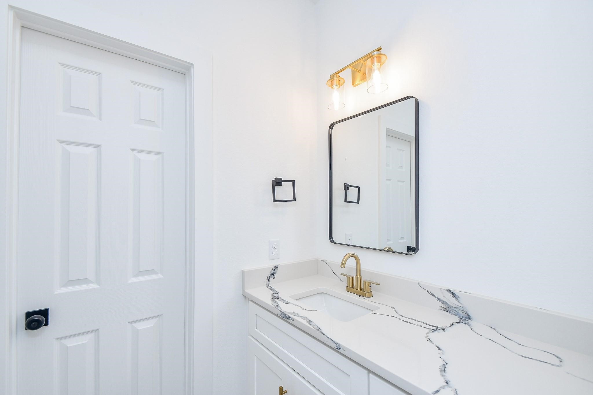 4911 Nichols Street Houston, TX 77020 - Photo 25 of 32