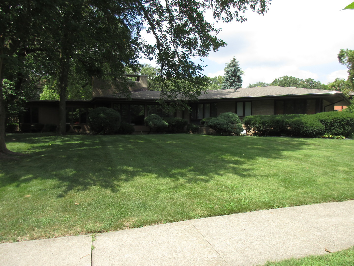 320 Fairbank Road Riverside, IL 60546 - Photo 3 of 30