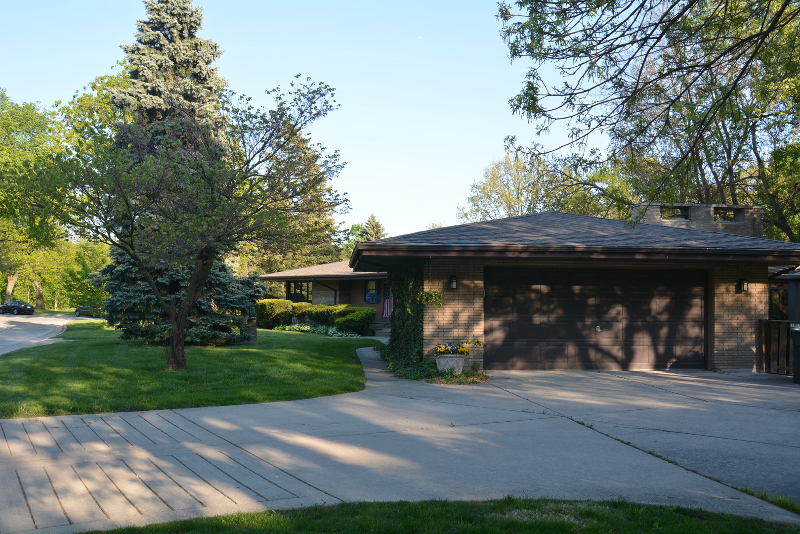 320 Fairbank Road Riverside, IL 60546 - Photo 5 of 30