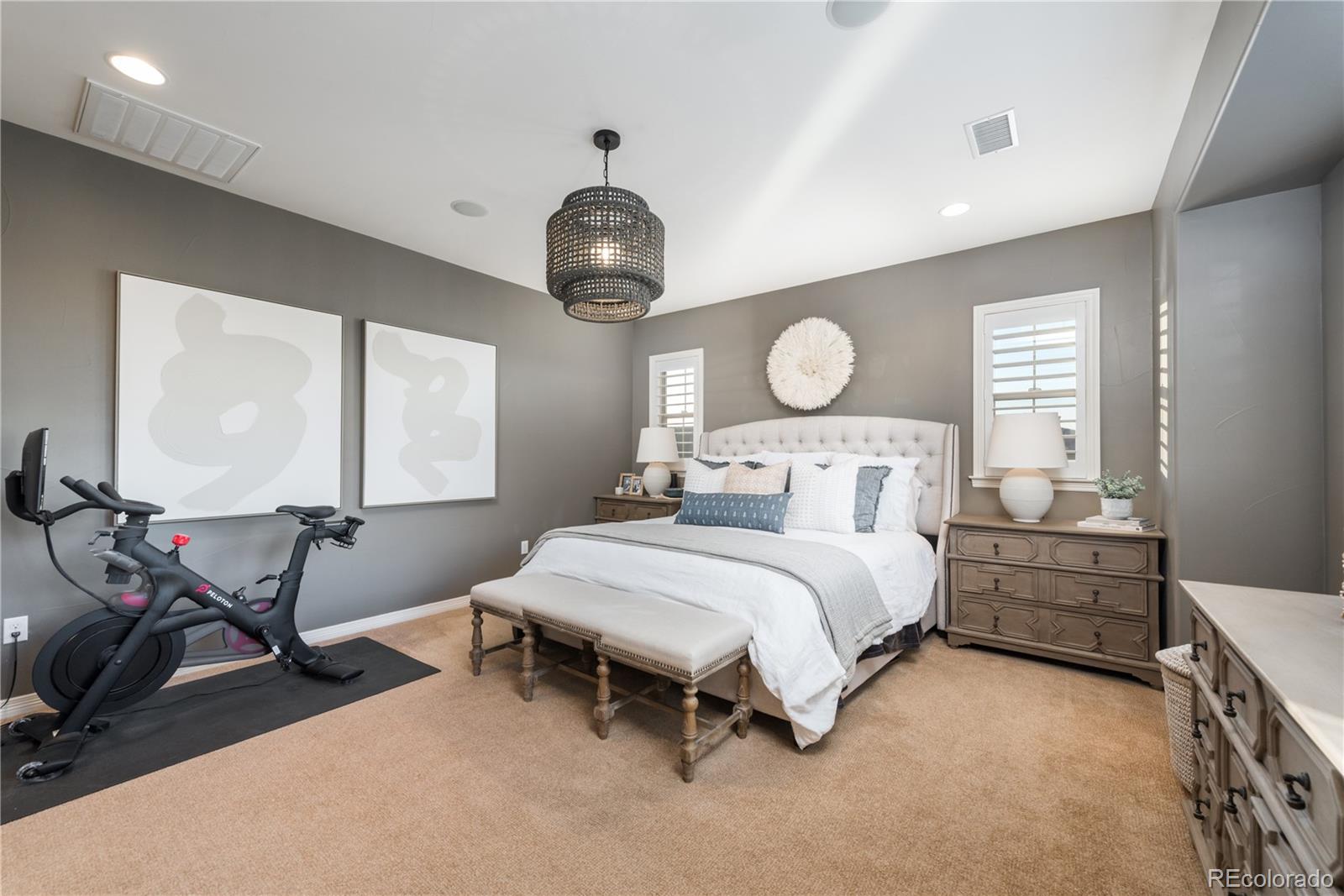 577 Moonmist Court Highlands Ranch, CO 80126 - Photo 16 of 40 Gallery Image 16
