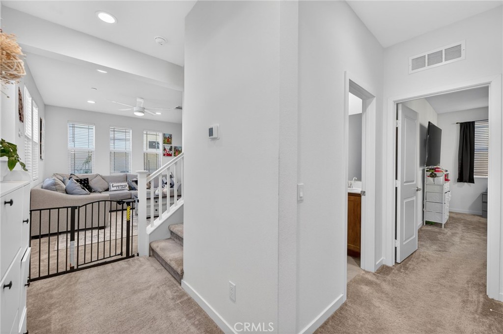 32395 Brunello Way Temecula, CA 92591 - Photo 4 of 53