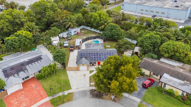 $760,000 | 8330 Northwest 3rd Street, Pembroke Pines, FL 33024