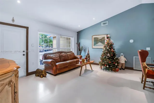 $760,000 | 8330 Northwest 3rd Street, Pembroke Pines, FL 33024