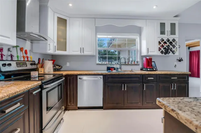 $760,000 | 8330 Northwest 3rd Street, Pembroke Pines, FL 33024