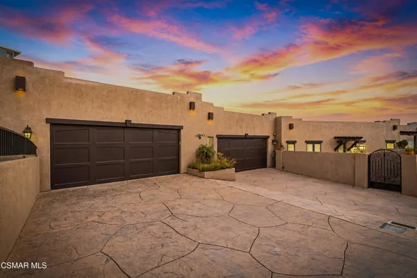 $1,950,000 | 300 North Kalorama Street, Ventura, CA 93001