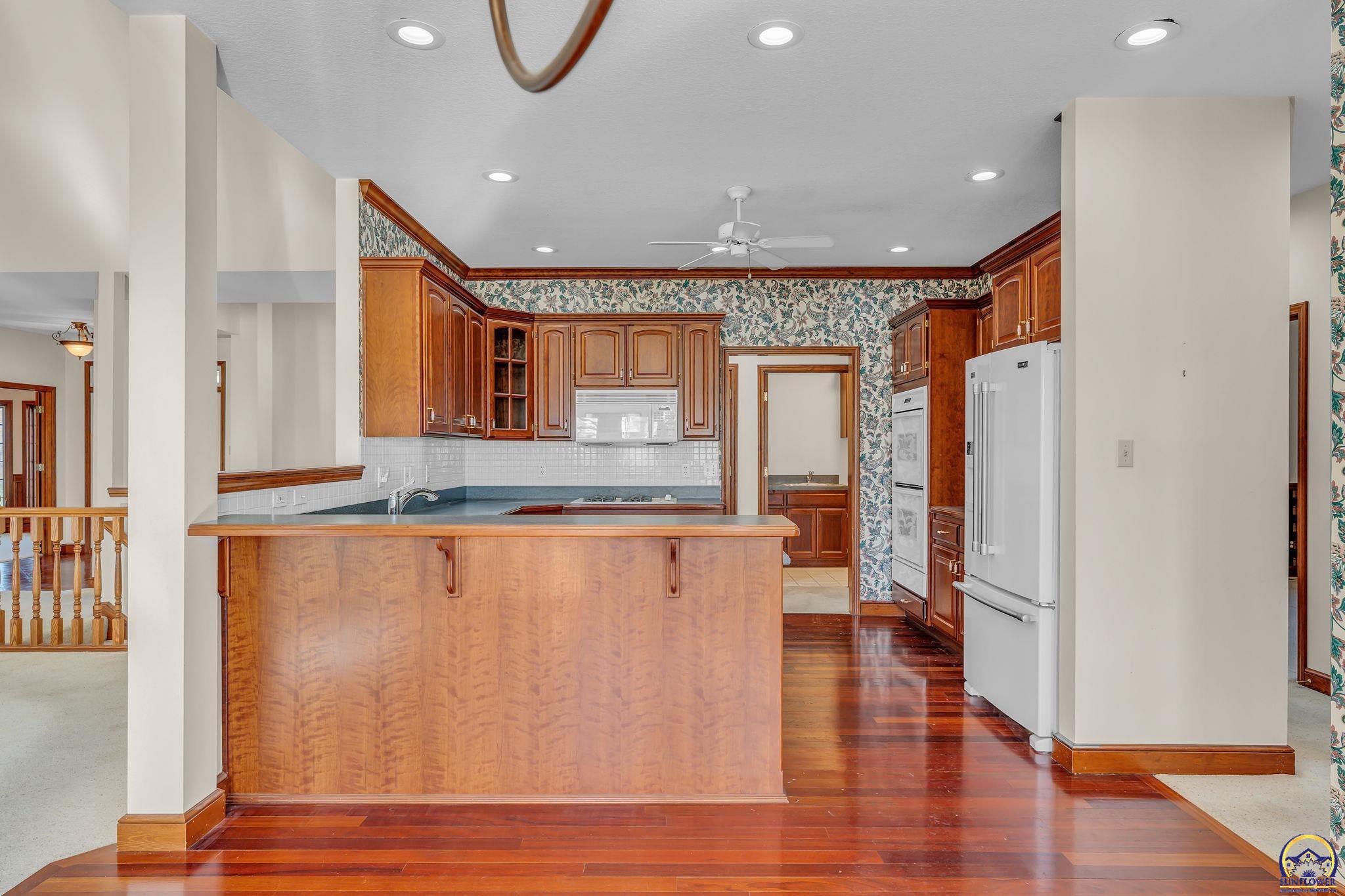 7639 Southwest 19th Street Topeka, KS 66615 - Photo 10 of 33