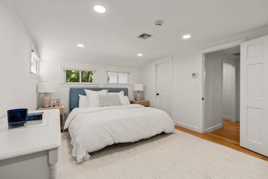 99 Parker Road Wellesley, MA 02482 - Photo 23 of 37