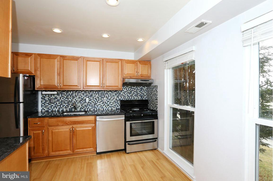 14401 Innsbruck Court, Unit 3W Silver Spring, MD 20906 - Photo 2 of 28 Kitchen