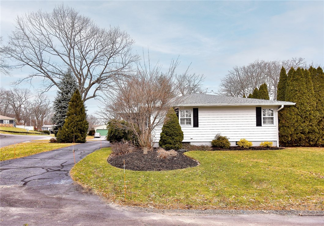 5 Colony Drive Johnston, RI 02919 - Photo 48 of 50 Corner lot