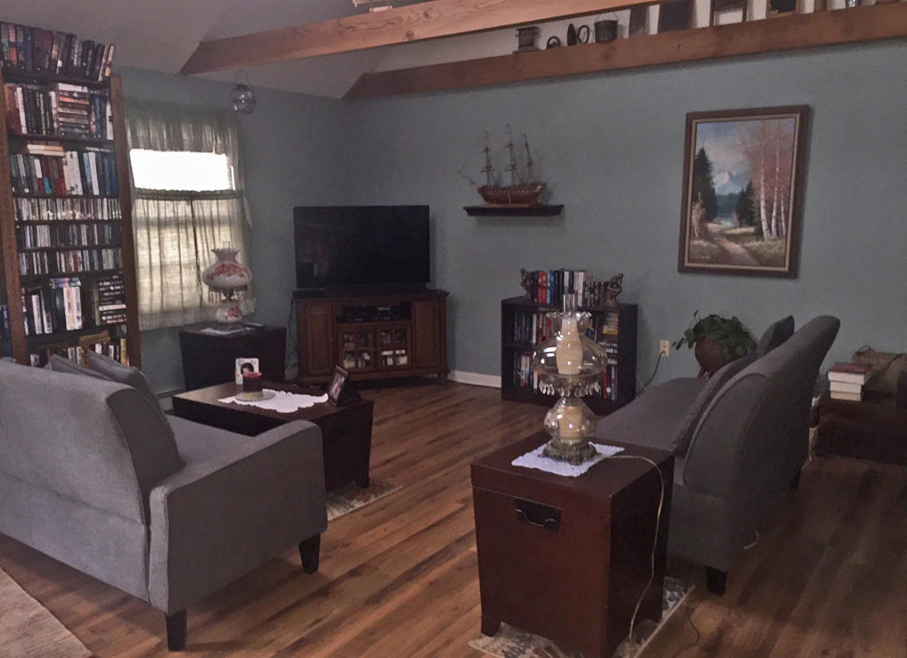 25 Pierce Drive Naples, ME 04055 - Photo 6 of 24 LivingRm-Library