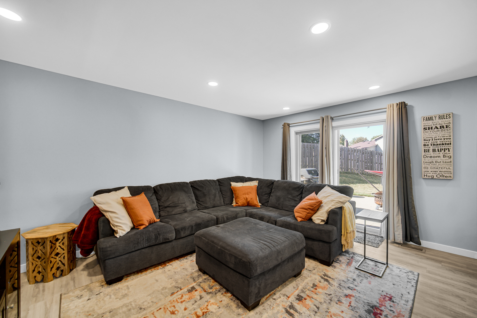1028 West Park Pl Drive Bartlett, IL 60103 - Photo 11 of 24 a living room with furniture and a couch