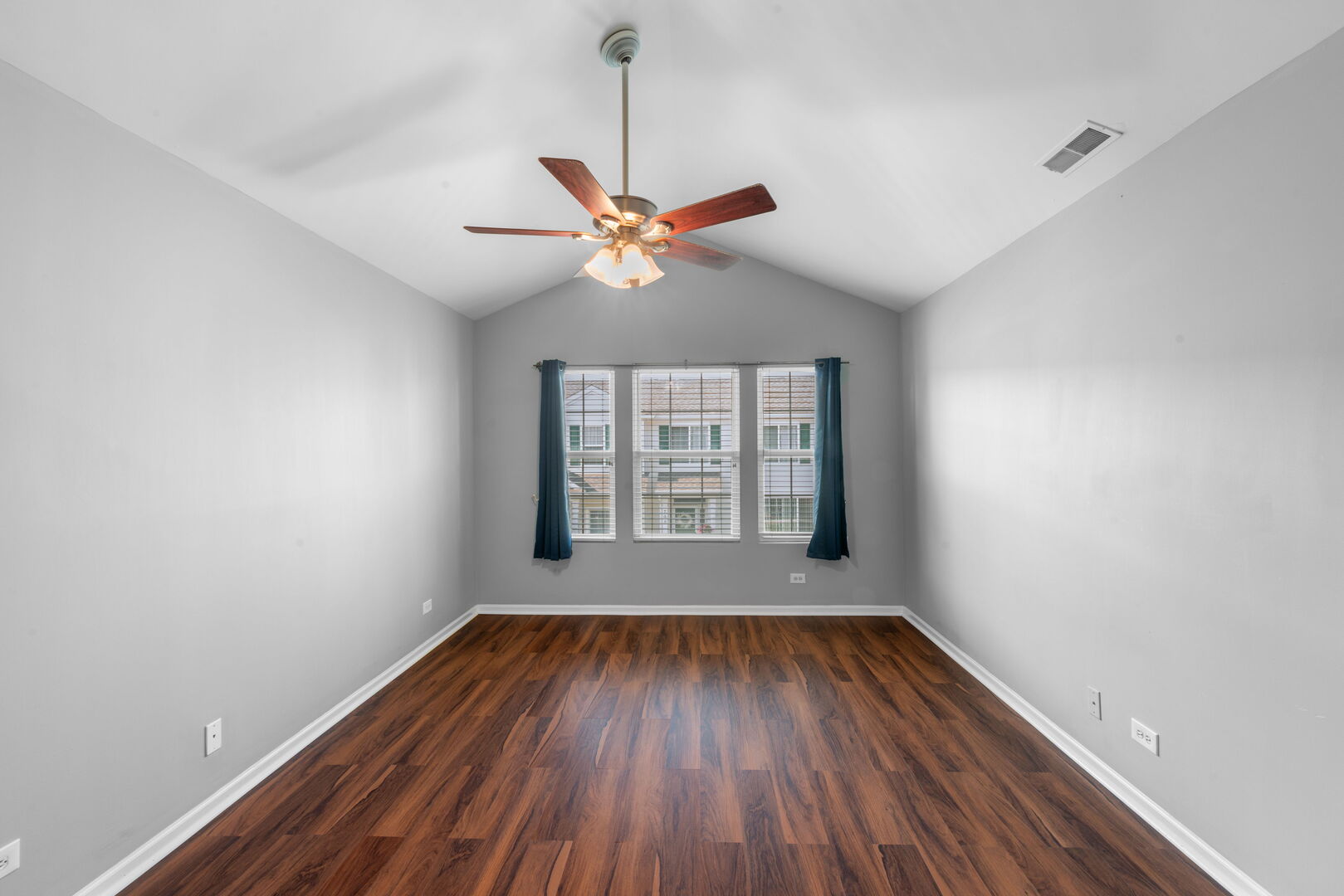 798 County Line Road, Unit 798 Aurora, IL 60502 - Photo 10 of 17