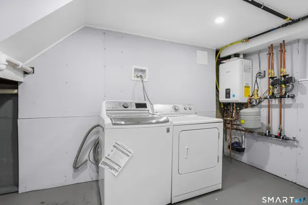 $799,000 | 17 Reservoir Avenue, Norwalk, CT 06850