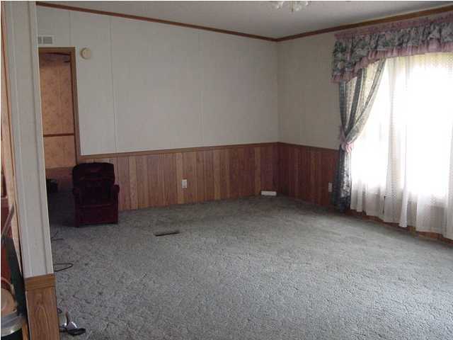 1440 Laird Road Crestview, FL 32539 - Photo 7 of 9 a view of an empty room and a window