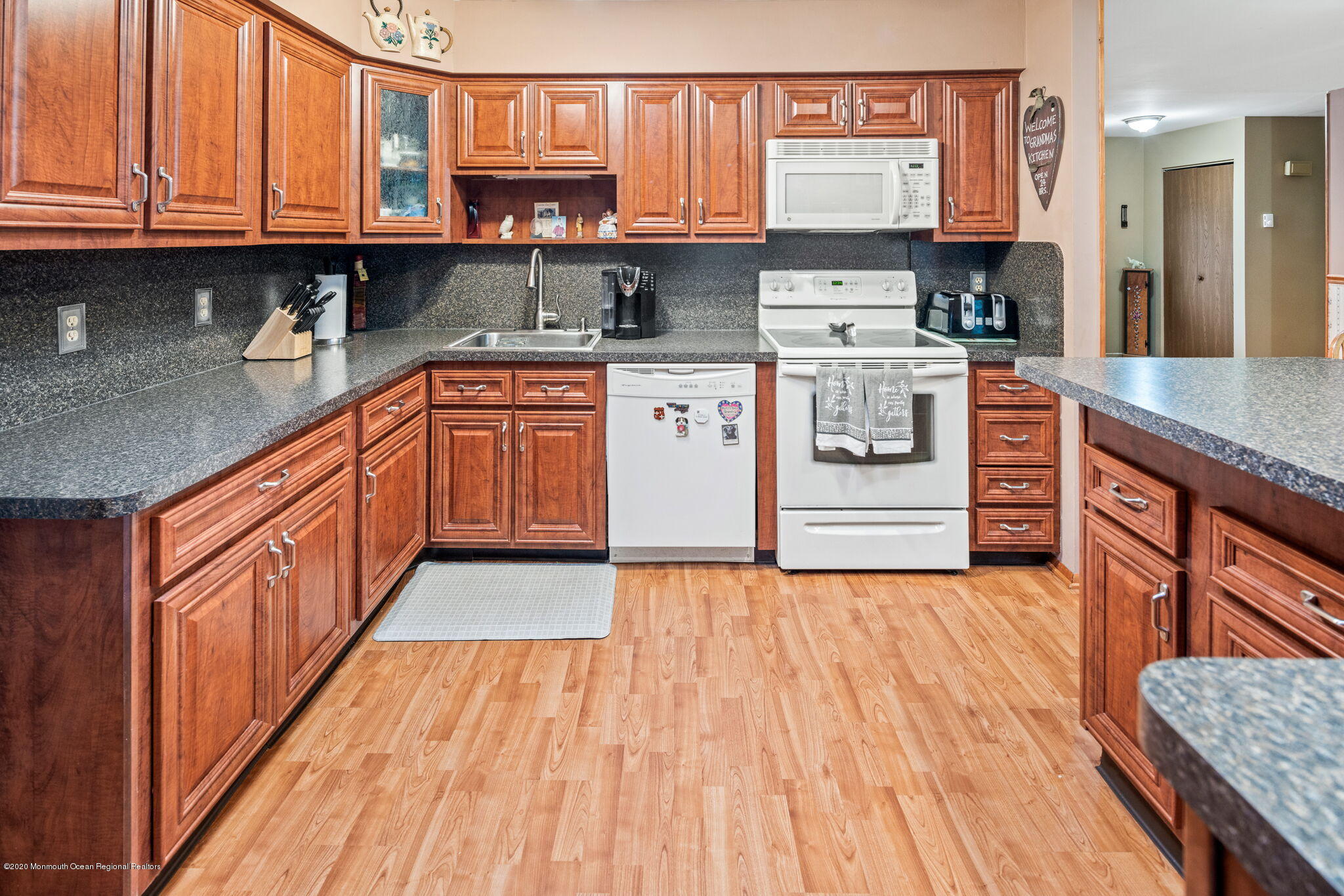70 Sunset Road, Unit 61 Whiting, NJ 08759 - Photo 17 of 33 020-original-photo