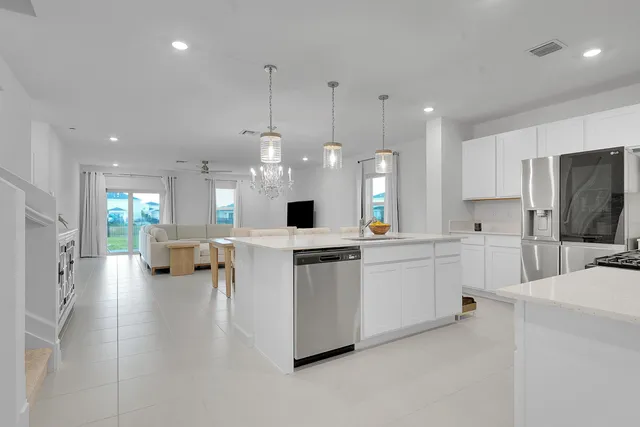 $3,200 | 6371 Northwest Windwood Way Port, Port St. Lucie, FL 34987