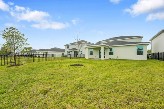 $3,200 | 6371 Northwest Windwood Way Port, Port St. Lucie, FL 34987