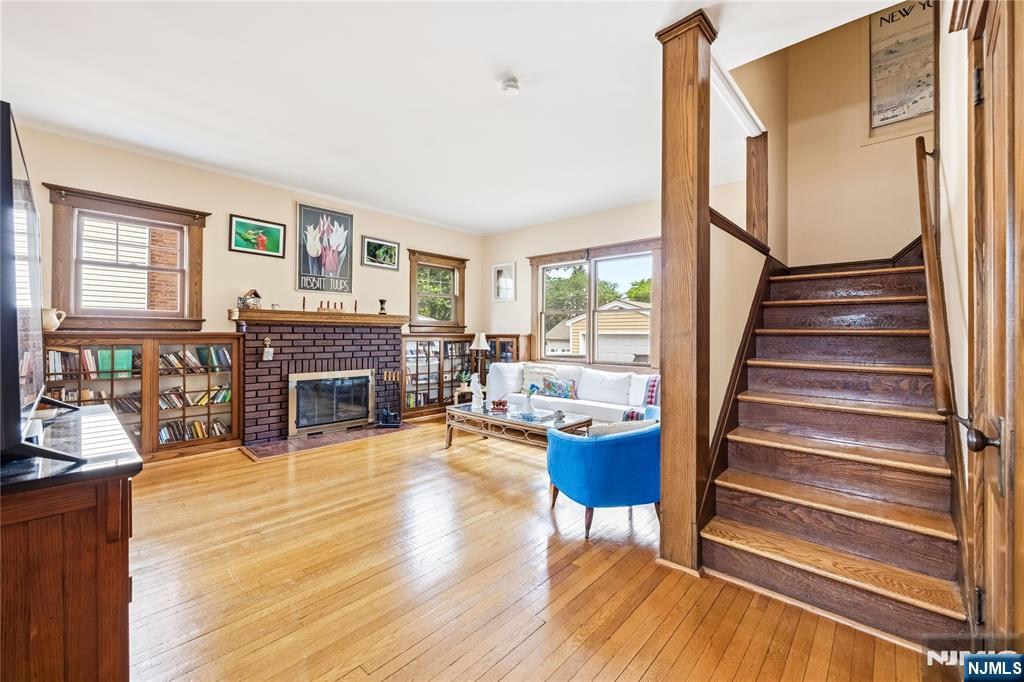 176 Woodward Avenue Rutherford, NJ 07070 - Photo 6 of 50