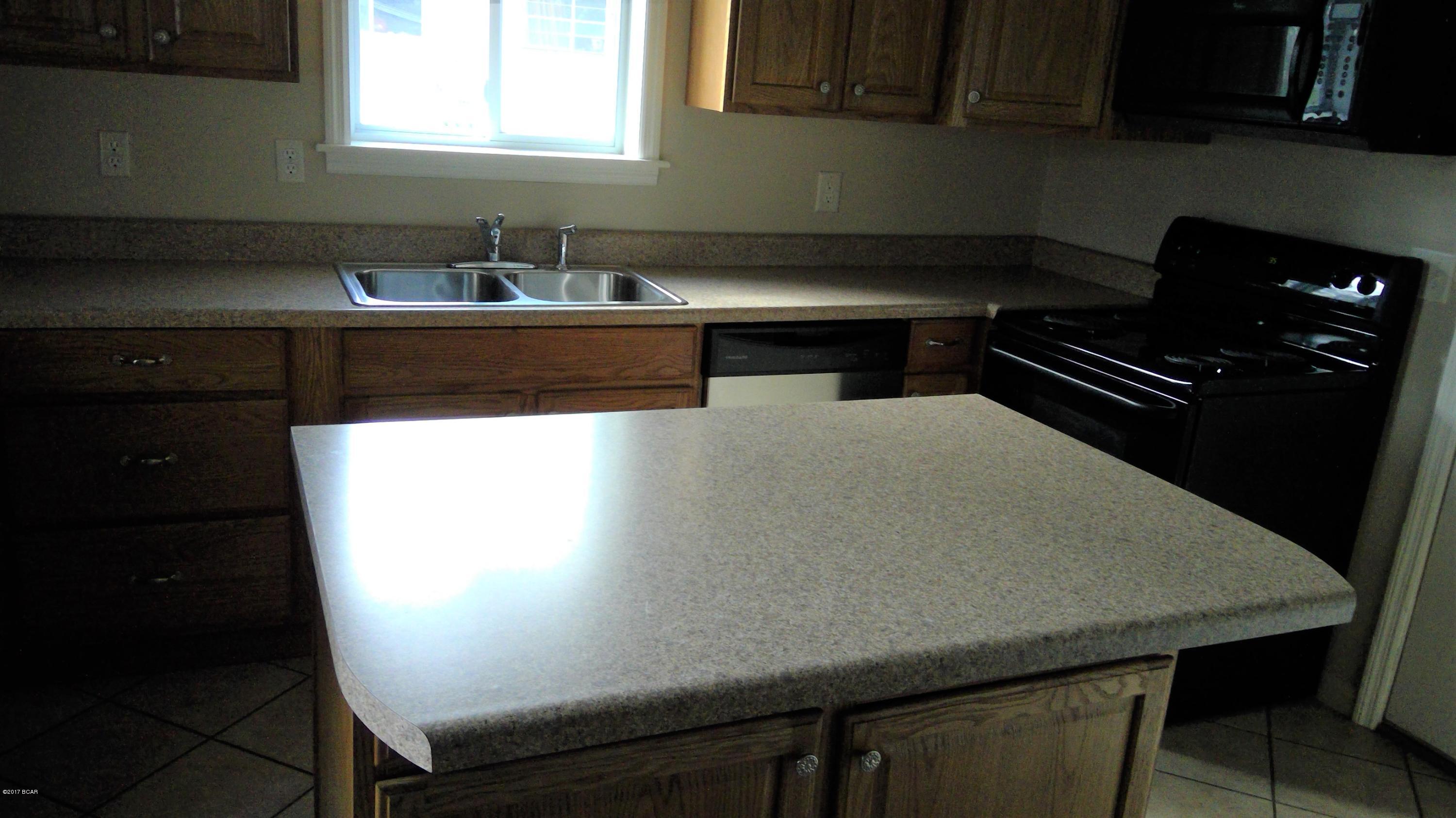 4392 Lee Road Marianna, FL 32448 - Photo 13 of 23 Gallery Image 13