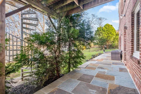 $1,150,067 | 11 Prospect Avenue, Ardsley, NY 10502