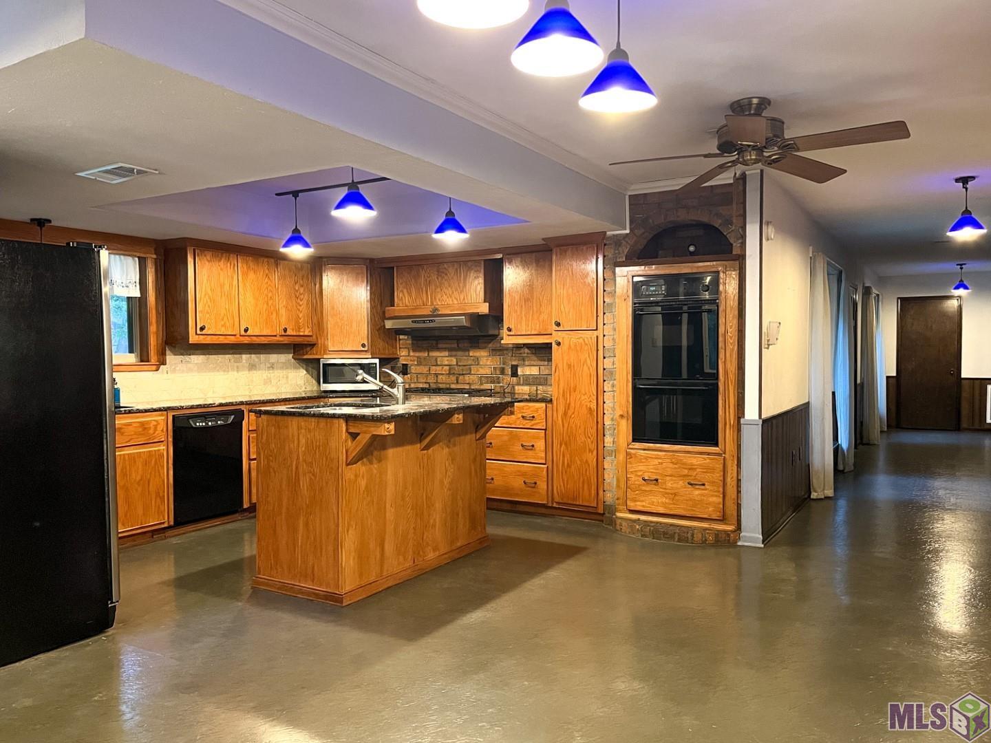 10925 Rifle Drive Central, LA 70818 - Photo 2 of 18