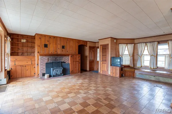 $200,000 | 602 Highway 63, Freeburg, MO 65035