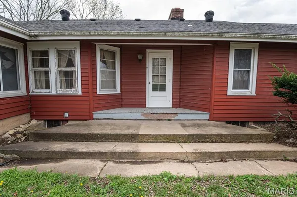 $200,000 | 602 Highway 63, Freeburg, MO 65035