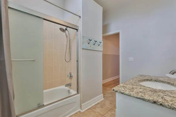 $2,300 | 517 Villa Treviso Court, Apollo Beach, FL 33572