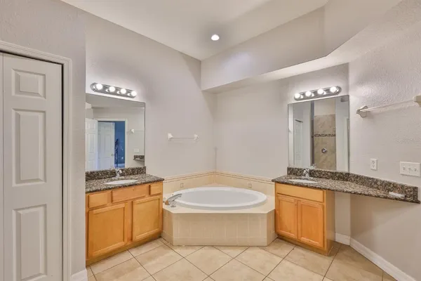 $2,300 | 517 Villa Treviso Court, Apollo Beach, FL 33572