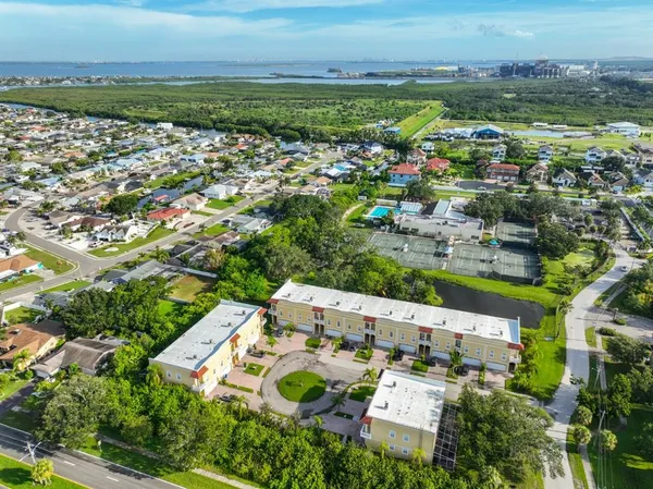 $2,300 | 517 Villa Treviso Court, Apollo Beach, FL 33572