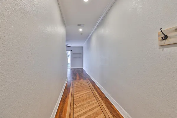 $2,300 | 517 Villa Treviso Court, Apollo Beach, FL 33572