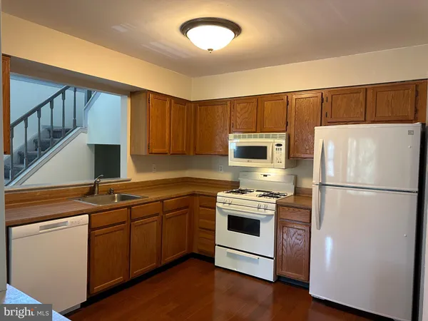 $2,550 | 128 Andover Place, Robbinsville, NJ 08691