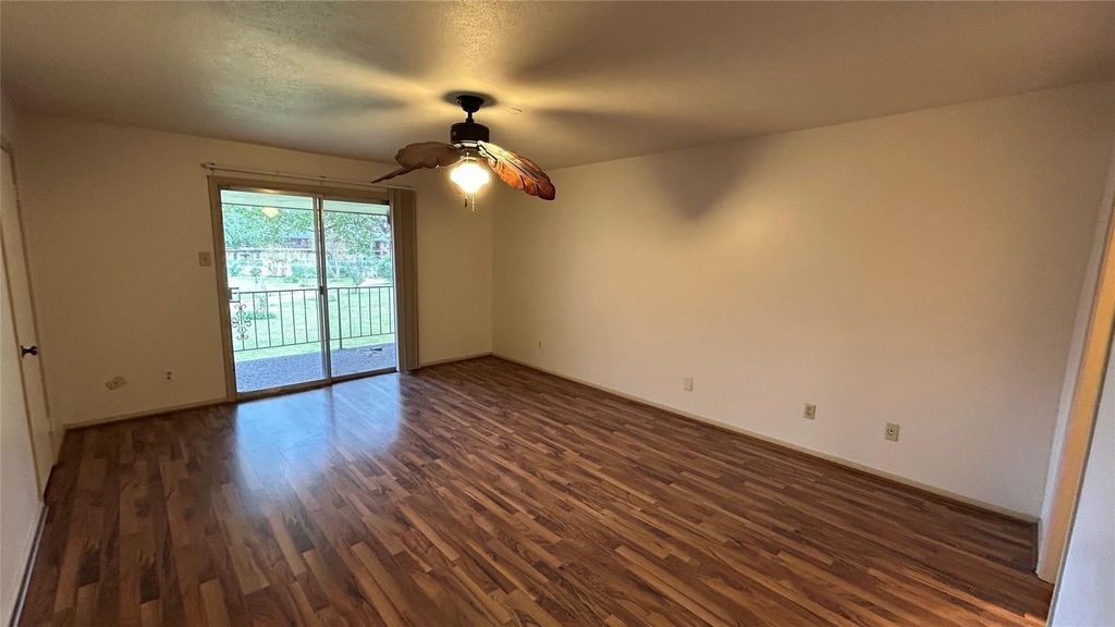 7600 Burgoyne Road, Unit 115 Houston, TX 77063 - Photo 8 of 14