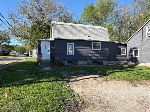 $149,000 | 104 South State Street, Lincoln, IL 62656