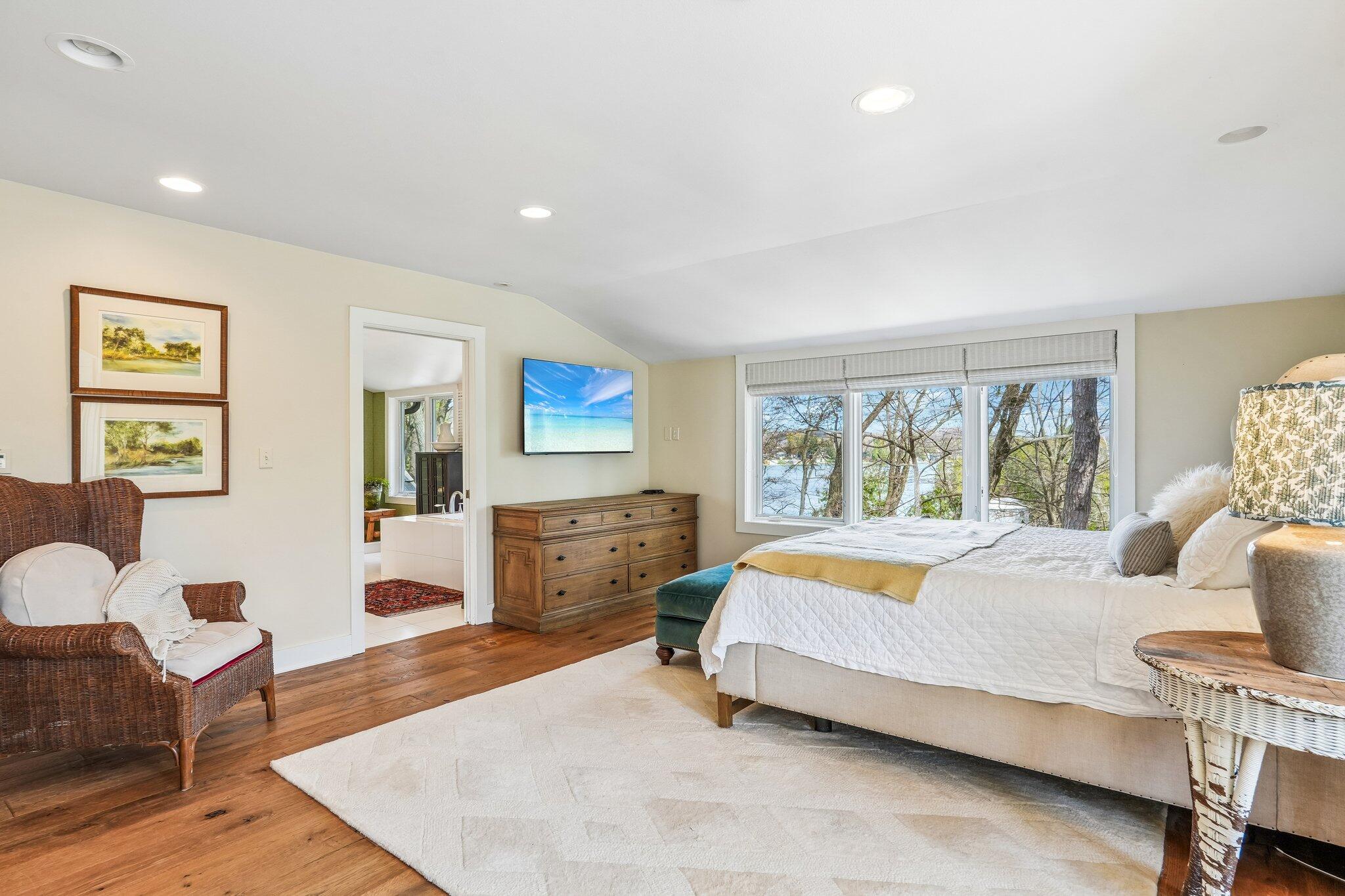 N7329 County Road CJ Rhine, WI 53073 - Photo 39 of 120 Spacious MBR