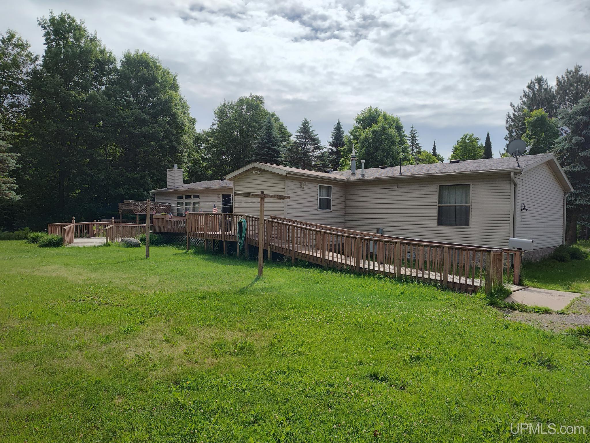 497 Bates-Amasa Road Iron River, MI 49935 - Photo 6 of 40