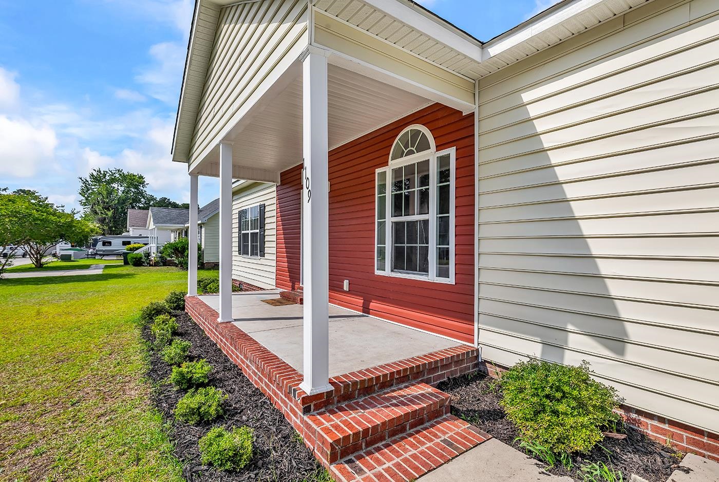 1109 Weldon Lane Conway, SC 29526 - Photo 2 of 39