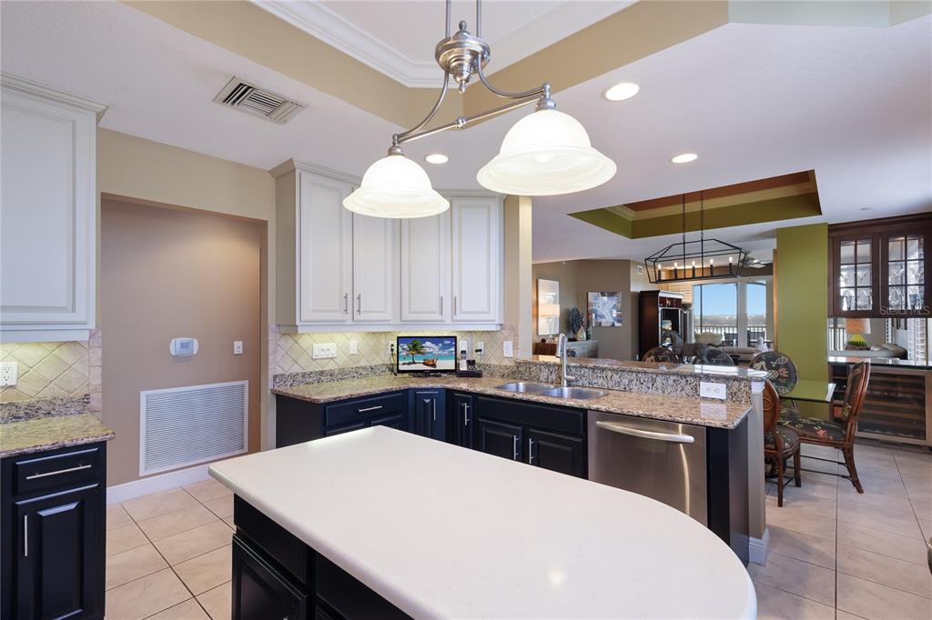 6422 Water Crest Way, Unit 302 Lakewood Ranch, FL 34202 - Photo 22 of 42
