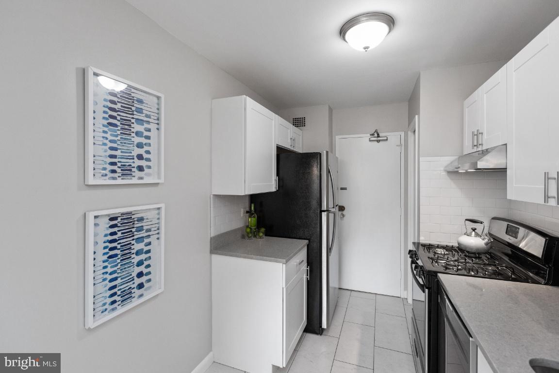 1900 Lyttonsville Road, Unit 714 Silver Spring, MD 20910 - Photo 17 of 34