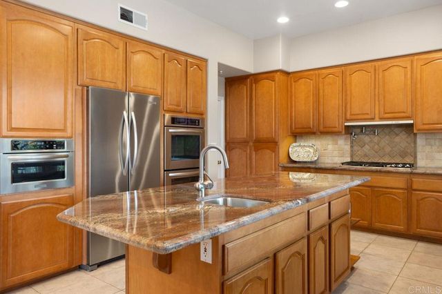 $2,400,000 | 3523 Corte Esperanza, Carlsbad, CA 92009