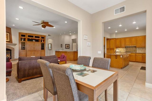 $2,400,000 | 3523 Corte Esperanza, Carlsbad, CA 92009