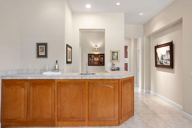 $2,400,000 | 3523 Corte Esperanza, Carlsbad, CA 92009