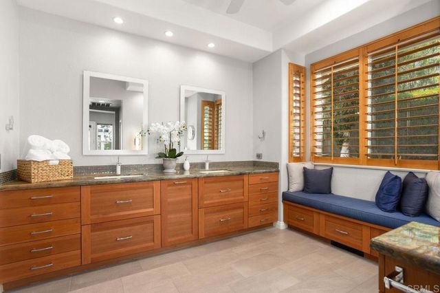 $2,400,000 | 3523 Corte Esperanza, Carlsbad, CA 92009