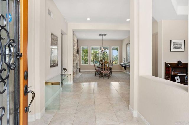$2,400,000 | 3523 Corte Esperanza, Carlsbad, CA 92009