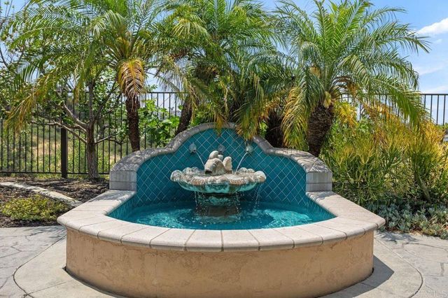 $2,400,000 | 3523 Corte Esperanza, Carlsbad, CA 92009